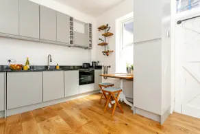 Harrogate Centre- Modern stylish 2 bedroom house - Image 4