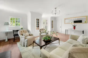 Designer Pasadena 4B3B Estate Perfect for Getaway - Image 4