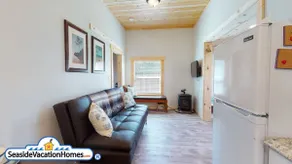BEACH HAVEN at Seaside Beach: Pet Friendly 200 ft to the beach! - Image 4