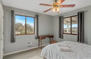 Hillside Hideaway - Image 5
