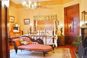 Buxton Manor - Romantic Musica Viva Suite - Image 2