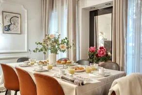 Romantic 150m² near Opera - Hidden Gem w/ AirCon - Image 2