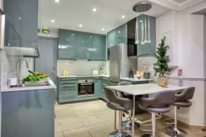 Romantic 150m² near Opera - Hidden Gem w/ AirCon - Image 4