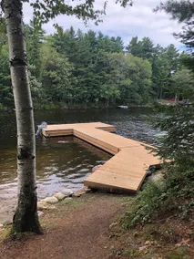 Lakefront 4 bedroom cottage with hot tub and sauna - Image 2