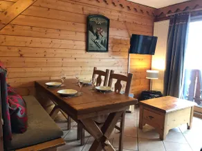 Le Chamois des Alpages - 2 bed apartment great location on the slopes - Image 5