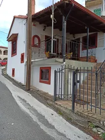 Magnolia Traditional Stone House in Vamvakou - Image 2