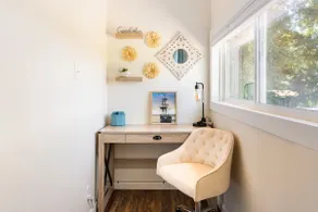Solar Powered home w/ Boat parking & EV Charger - Image 3