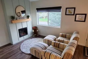 Solar Powered home w/ Boat parking & EV Charger - Image 4