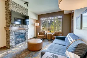 ⭐Hot Tub+Pool⭐180° ⛰️View+KingBeds+Gas 🔥Place - Image 3
