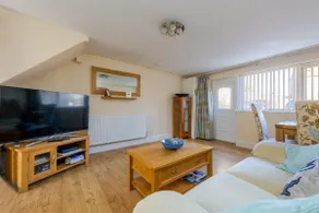 1+ Bedroom House in Bradford on Avon 1 k Town - Image 3
