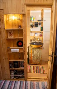 Tiny barn house - Image 5