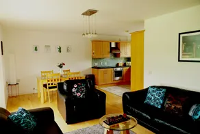 Beautiful Mountain View Apartment, Newcastle, Down - Image 5
