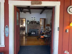 Lakefront Cottage w/ Fireplace, Dock & Home Office - Image 2