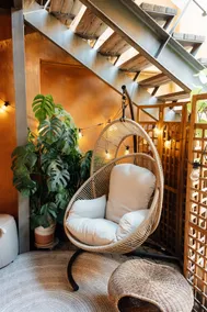 Boutique Garden Apartment • Secret Courtyard Oasis - Image 2