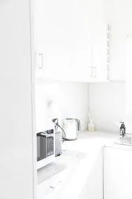 Cosy/Modern 2BD Apartment in Leafy Hawthorn - Image 3
