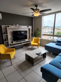Entire apt. 3 bedrooms, 2 bathrooms. Shopping mall. - Image 3