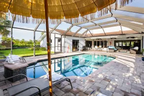 Naples design POOL home near BEACH/Summer Discount - Image 2