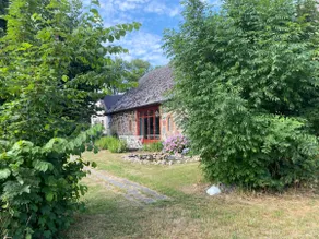 Comfortable rural accommodation in a courtyard environment - Image 2