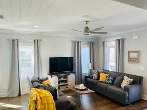 Spacious Family Gem: Golf Cart - 2 Ensuites - Pool - Image 3