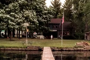 Lakefront Apt & boat slip/ walk/boat/bike to Bemus - Image 2