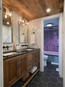The Woodland Valley Spa Cabin (20min to Woodstock) - Image 4