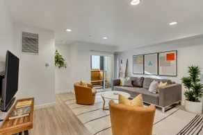 LCF - Downtown SLC - King+Queen+Sofa bed- Garage - Sleeps 6 - Image 3