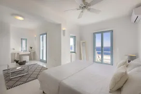 Thea Villas Paros, Villa Turquoise, private pool - Image 4