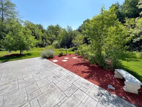 Meadowside: Perfect Location w/ Endless Recreation - Image 3