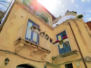 Suite Bagnara- Ortigia Holidays - Image 5