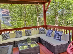 Lakefront House- 3BR house in Saw Creek, Bushkill - Image 4