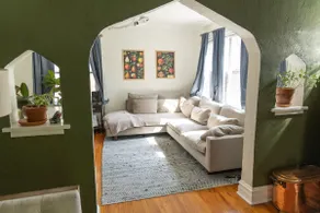 Charming Cottage Near Forest Park in Quiet Area - Image 2