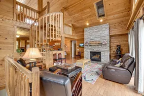 Pocono 6BR: Game Room, Hot Tub, Lake+Beach Access - Image 3