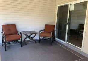 Knox Getaway - Cozy and Inviting - Image 2