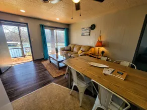 Egret's Cove Condo ~ Pool ~ Kayaks!~Lake View - Image 5