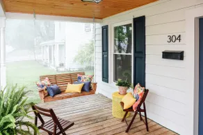NEW! Downtown Cozy Colonial - Fully renovated! - Image 2