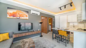 Midpoint Suites - Corner Suite 103 - Image 2