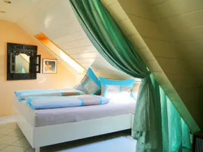 Very nice attic apartment perfect for EP guests - Image 5