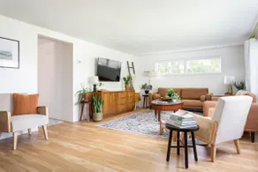 The Elm House-Downtown Suttons Bay with game room! - Image 4