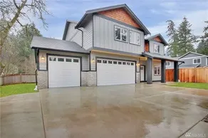 Q House in Lakewood - 5BR, 3Bath + AC. Sleeps 16. Kid and Pet-Friendly - Image 2