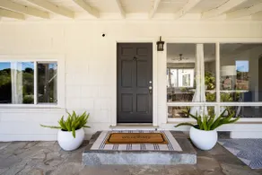 Country Modern |5bdr w/ ADU | |Soaking Tub - Image 5