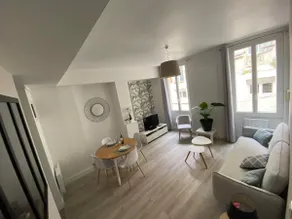 Hyper Centre - Large 2-room, Refurbished - Image 4