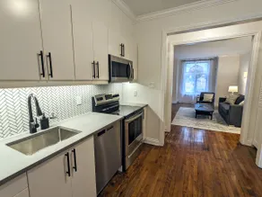 Newly Renovated - Boutique Stay in Downtown Ottawa - Image 3