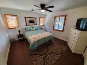Country Home at the Crossroads - Image 5