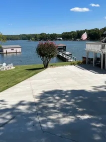 PRIVATE LAKESIDE BLISS-2 BR APARTMENT-STUNNING LAKE WYLIE VIEW FROM PRIVATE DECK - Image 2