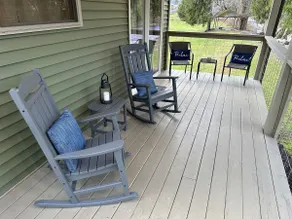 Parsons Riverside Retreat: Steps away from a rolling mountain stream and trails - Image 4