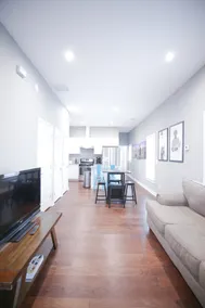 Beautiful Space in Grant Park, Close to Downtown! - Image 2