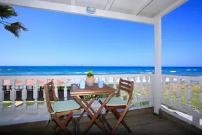 Flokos. Lazy days, balmy nights on the seafront - Image 2