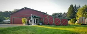 Countryside Private Guest Suite-Estacada Farmhouse - Image 3