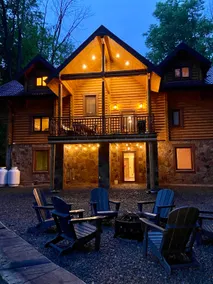 Whispering Creek Retreat - Image 4