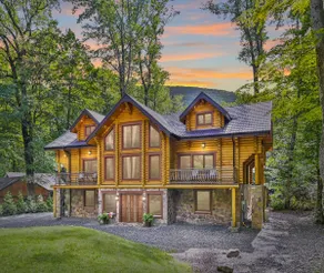 Whispering Creek Retreat - Image 2